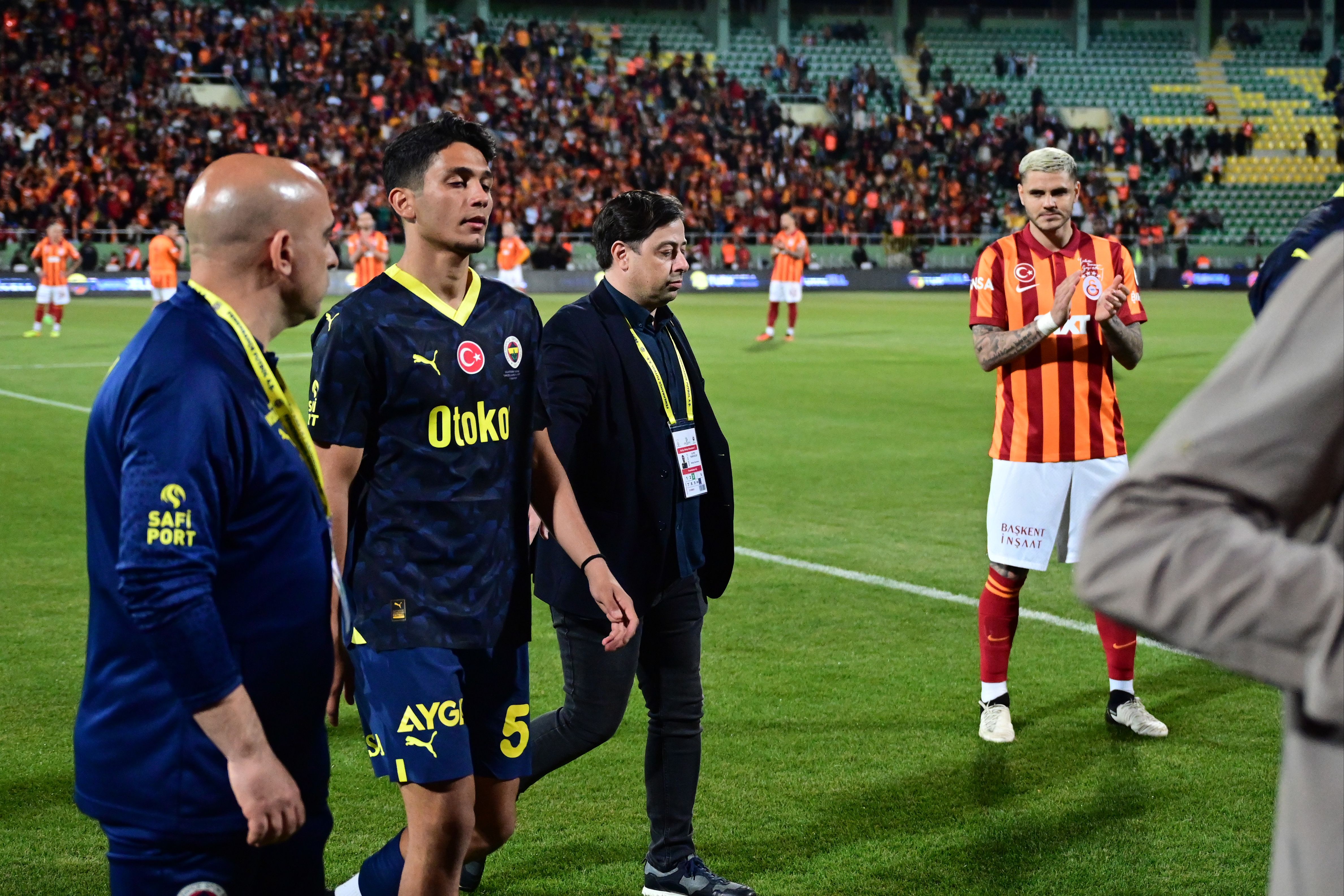 Dursun Özbek'ten tepki: Dünyaya mahcup olduk! Çocuklara yazık değil mi? - 2. Resim