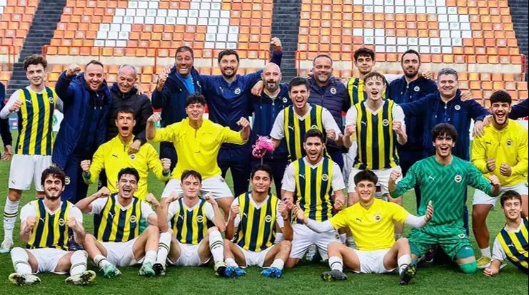 Fenerbahçe'nin Süper Kupa planı devreye girdiğinde ne olacak? Galatasaray kupa kaldıramıyor! Fenerbahçe'nin Süper Kupa planı devreye girdiğinde ne olacak? Galatasaray kupa kaldıramıyor! - 1. Resim