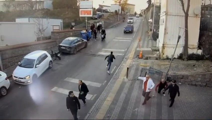 Galatasaraylı baba-kıza saldıranlar yakalandı! Kamera görüntüleri ortaya çıktı - 2. Resim