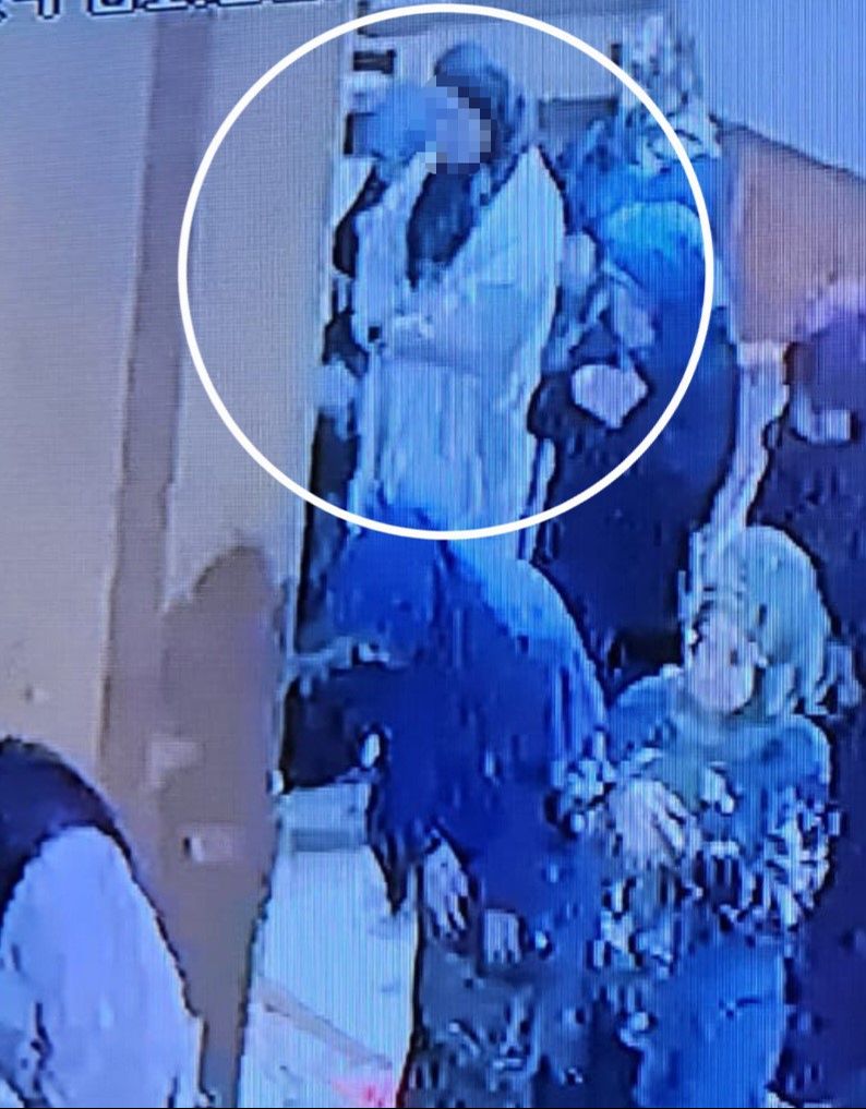 Samsun'da akılalmaz olay: Kadın kılığına girip namaz kılan kadınları taciz etti Samsun'da akılalmaz olay: Kadın kılığına girip namaz kılan kadınları taciz etti - 1. Resim