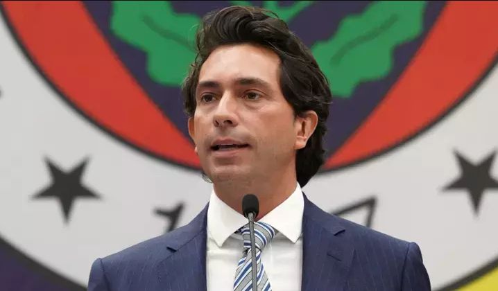 Sonunda korkulan oldu! Galatasaraylı o isme ve 13 yaşındaki kızına Fenerbahçeliler saldırdı! Sonunda korkulan oldu! Galatasaraylı o isme ve 13 yaşındaki kızına Fenerbahçeliler saldırdı! - 2. Resim