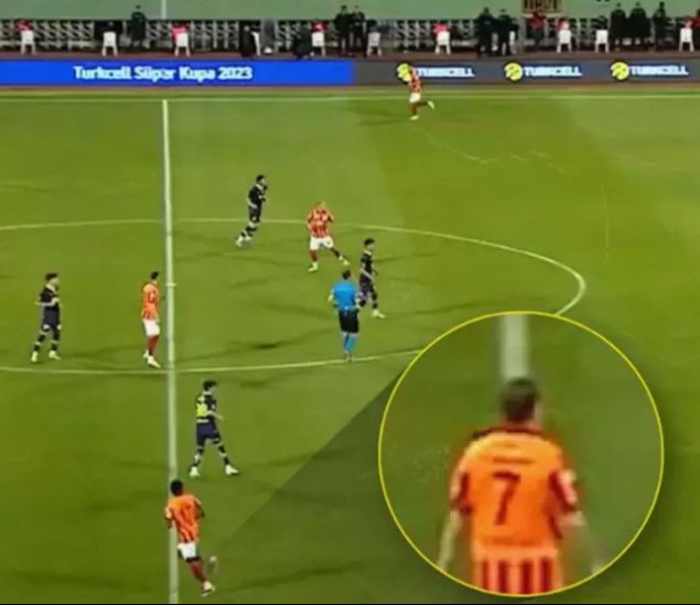 Bu görüntü televizyonda yok! Kerem Aktürkoğlu hakkında flaş iddia: "Maçtan önce Fenerbahçelilerle konuştu ve..." Bu görüntü televizyonda yok! Kerem Aktürkoğlu hakkında flaş iddia: "Maçtan önce Fenerbahçelilerle konuştu ve..." - 3. Resim