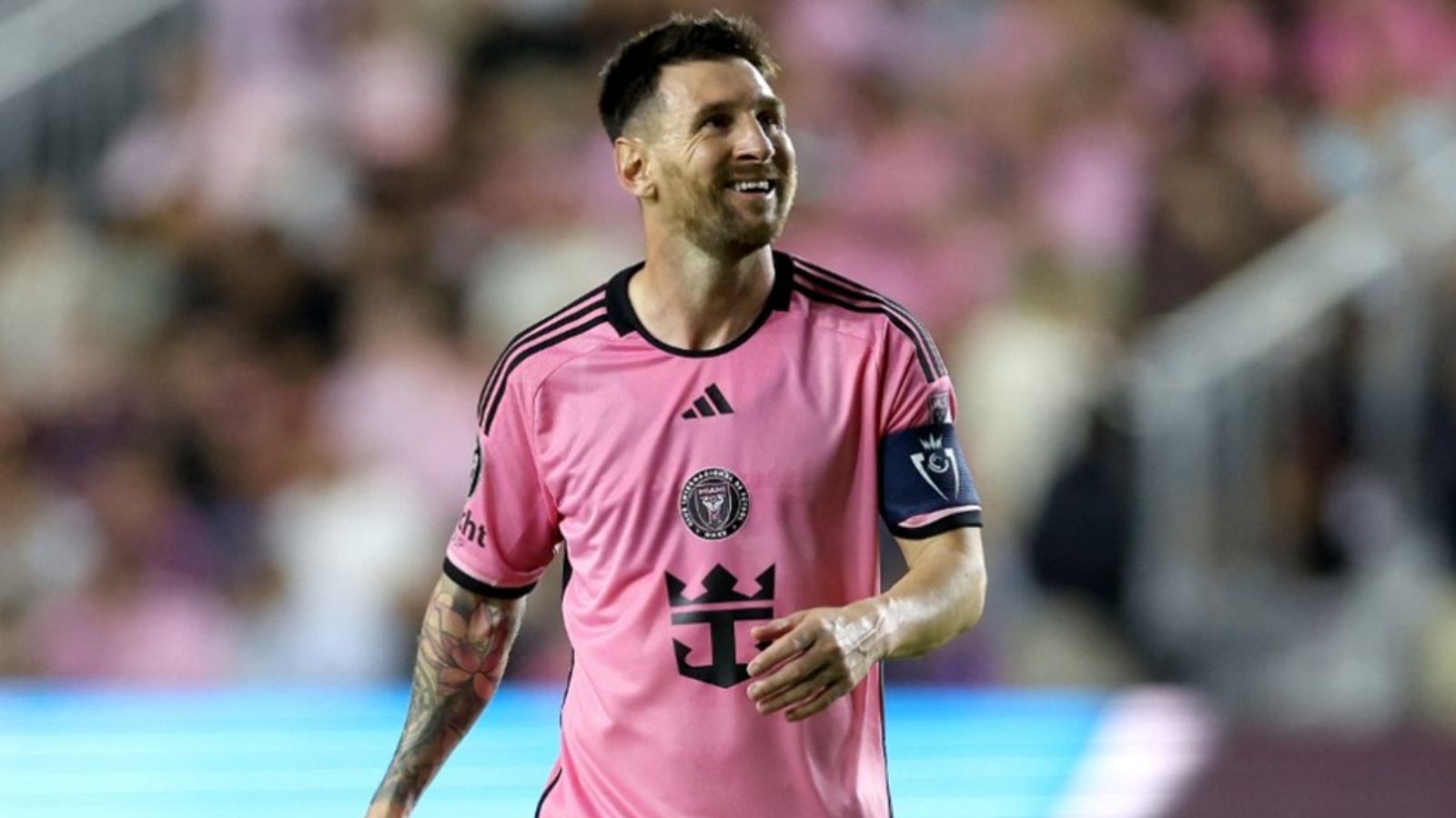 Messi'nin sözleşmesindeki özel madde ve maaşı ortaya çıktı! Kazandığı para dudak uçuklattı Messi'nin sözleşmesindeki özel madde ve maaşı ortaya çıktı! Kazandığı para dudak uçuklattı - 1. Resim