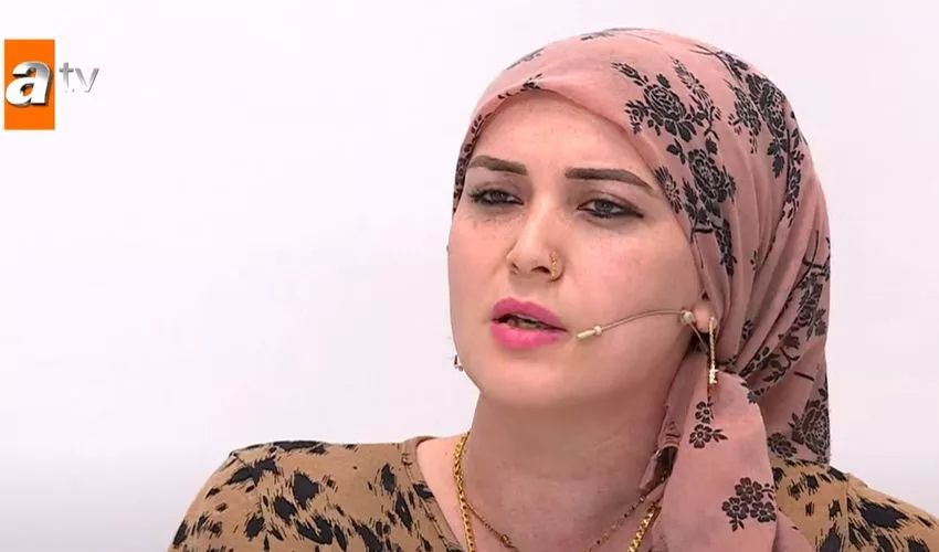 Esra Erol'daki dadı Meryem'in cinsiyet değiştirdiği açıklandı Esra Erol'daki dadı Meryem'in cinsiyet değiştirdiği açıklandı - 2. Resim