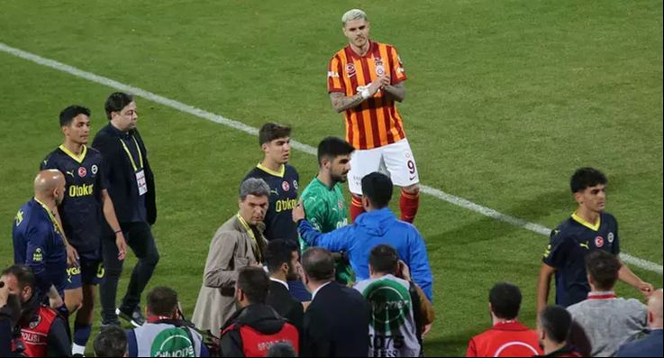 Fenerbahçe'den dünya basınına yönelik İngilizce açıklama! Süper Kupa maçı sonrası... Fenerbahçe'den dünya basınına yönelik İngilizce açıklama! Süper Kupa maçı sonrası... - 1. Resim