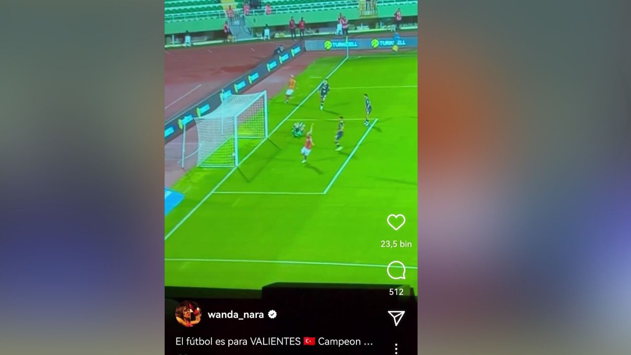 Icardi'nin eşi Wanda Nara'dan sahadan çekilen Fenerbahçe'ye olay gönderme - 1. Resim