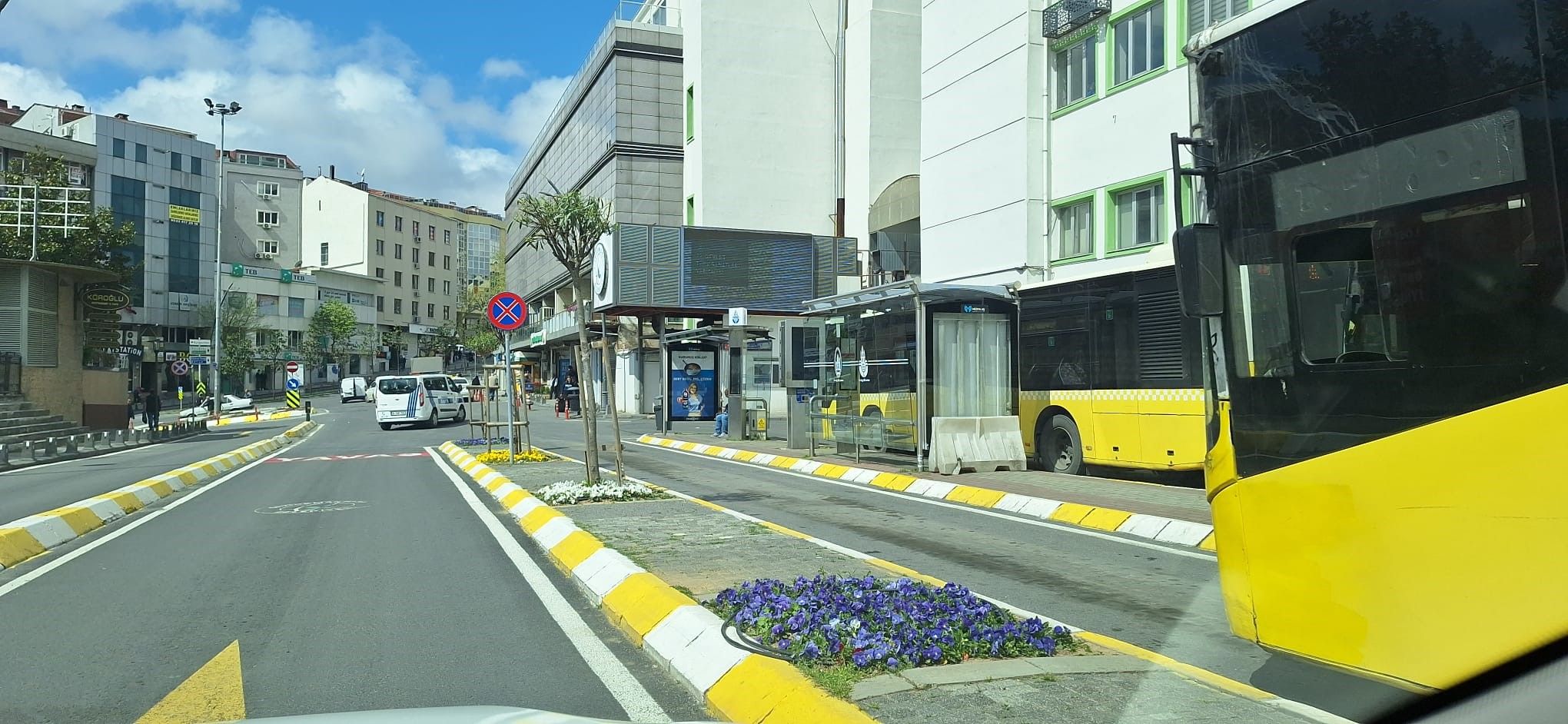 İstanbul'da akılalmaz kaza! İETT'ler birbirine girdi - 1. Resim