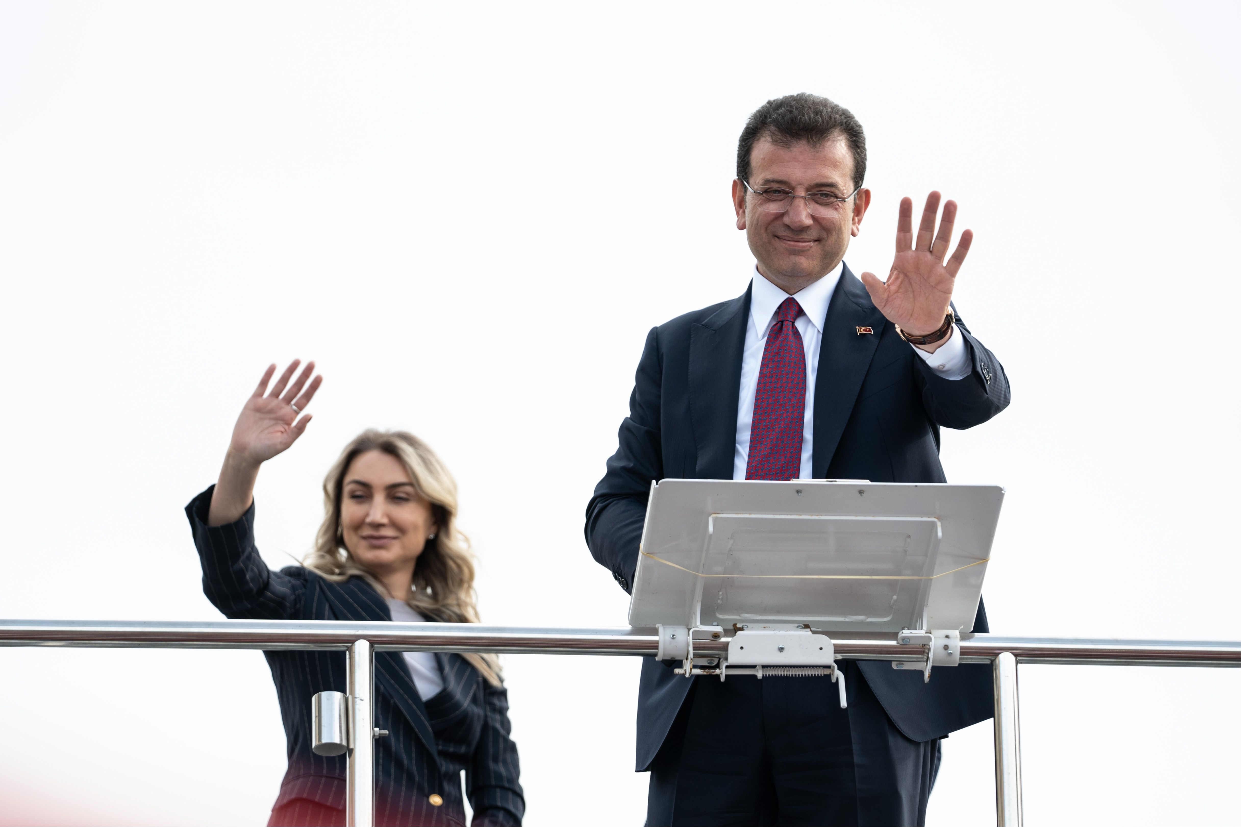 Özgür Özel cumhurbaşkanı adaylığı için İmamoğlu ve Yavaş'ı işaret etti - 2. Resim