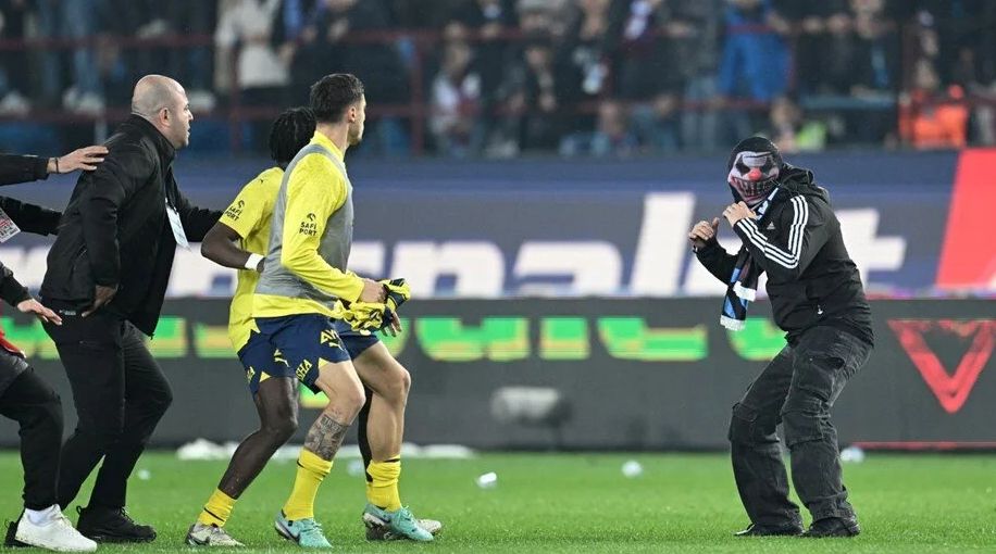 Bu sezon Türk futbolunun başına gelenler pişmiş tavuğun başına gelmedi! Bu gözler neler gördü neler Bu sezon Türk futbolunun başına gelenler pişmiş tavuğun başına gelmedi! Bu gözler neler gördü neler - 5. Resim