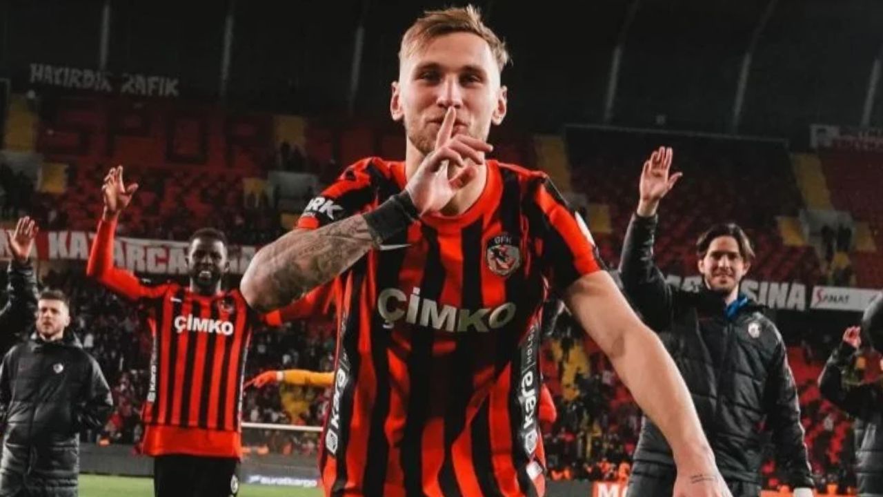Süper Lig devi transferi erken bitirdi! Gaziantep FK'nın golcüsü Draguş imzalıyor Süper Lig devi transferi erken bitirdi! Gaziantep FK'nın golcüsü Draguş imzalıyor - 1. Resim