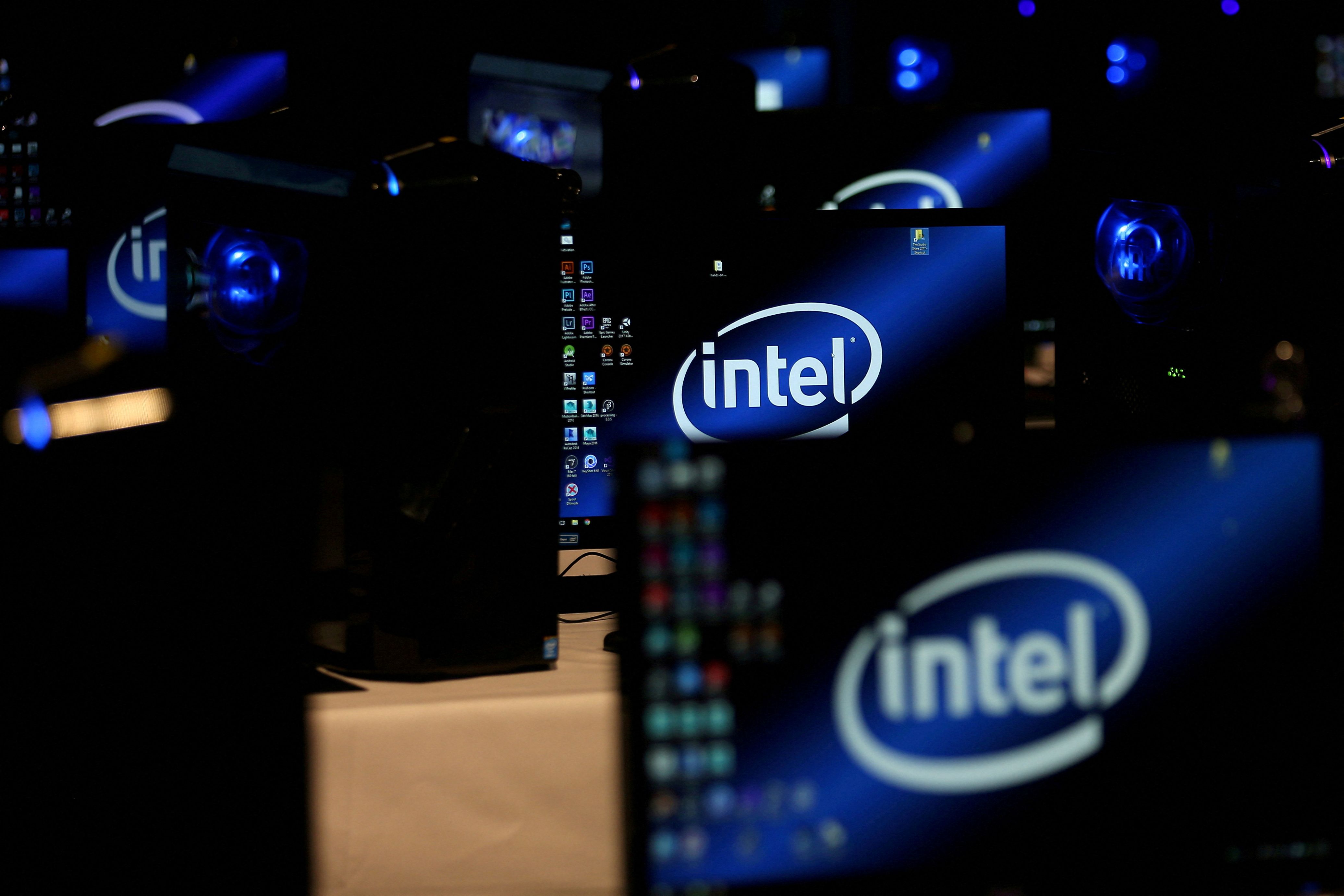 Intel'den yeni yapay zeka çipi! Intel'den yeni yapay zeka çipi! - 1. Resim