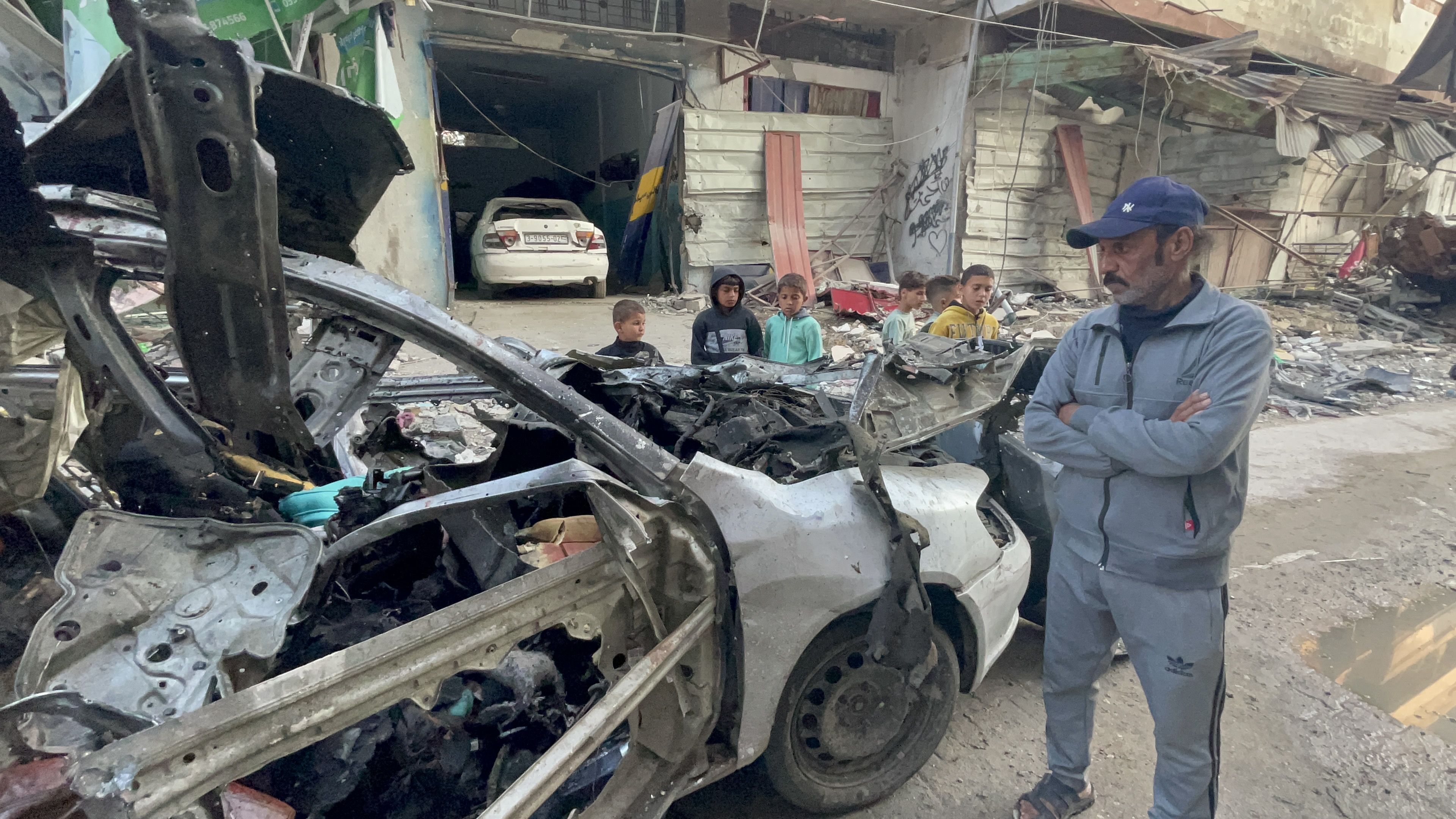 İsrail, Hamas liderinin ailesini hedef aldı! Heniyye'nin 3 oğlu ve 2 torunu şehit oldu - 1. Resim