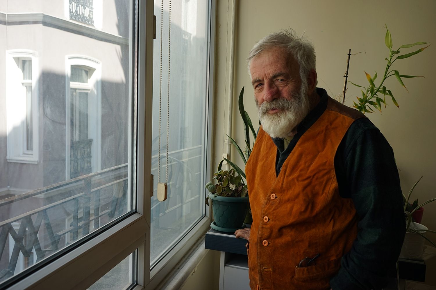 Usta oyuncu Ulvi Alacakaptan: Tiyatro diye destek alan lahmacuncu çıkıyor - 1. Resim