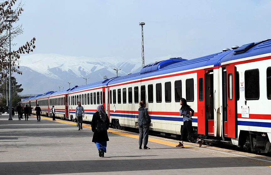 Ankara-Diyarbakır turistik hattı ise 19 Nisan Cuma günü ilk seferine başlayacak Ankara-Diyarbakır turistik hattı ise 19 Nisan Cuma günü ilk seferine başlayacak - 2. Resim