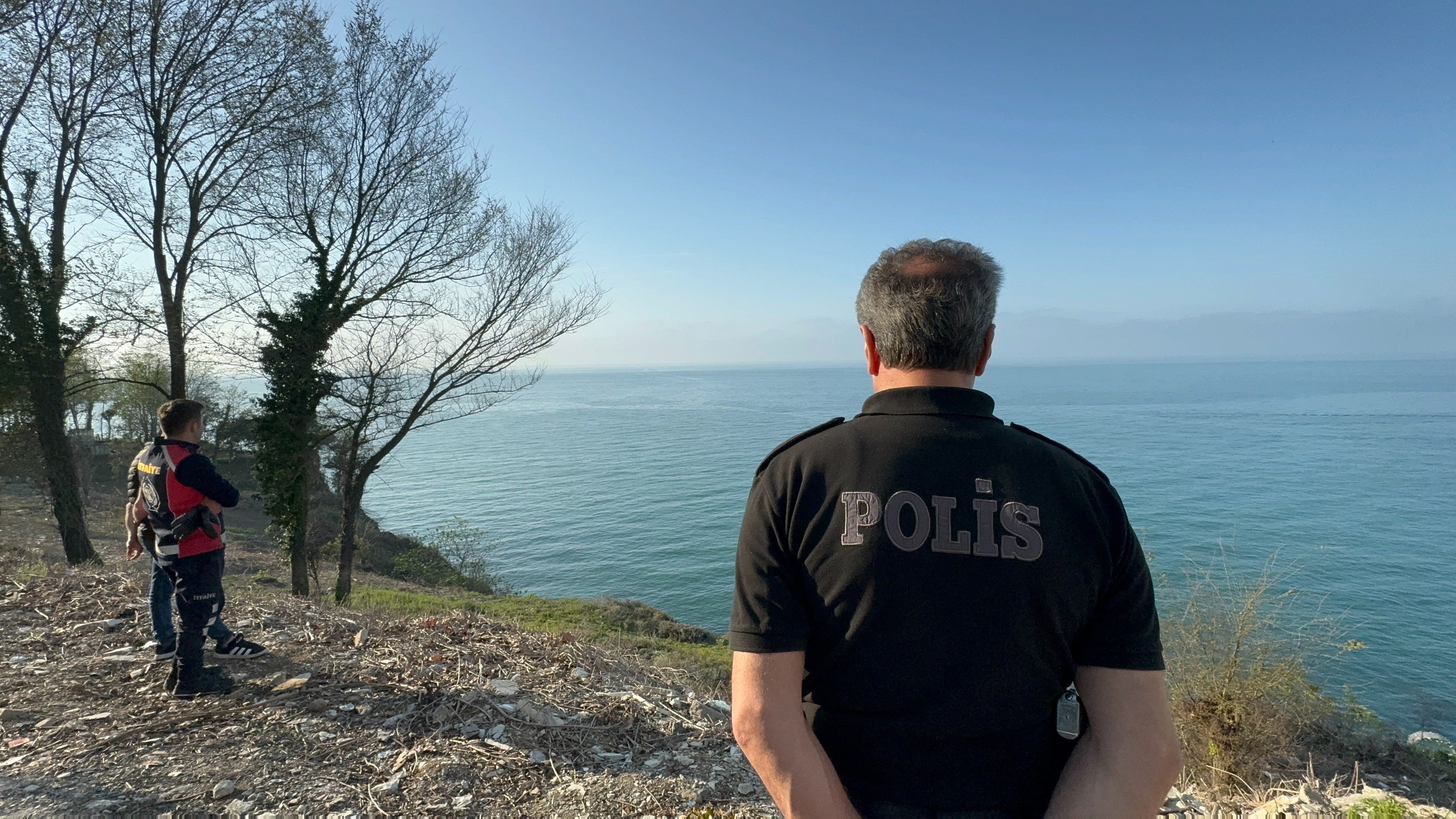 Denizde paniğe neden olan cisim! Ekipler harekete geçti, gerçek bambaşka çıktı Denizde paniğe neden olan cisim! Ekipler harekete geçti, gerçek bambaşka çıktı - 1. Resim