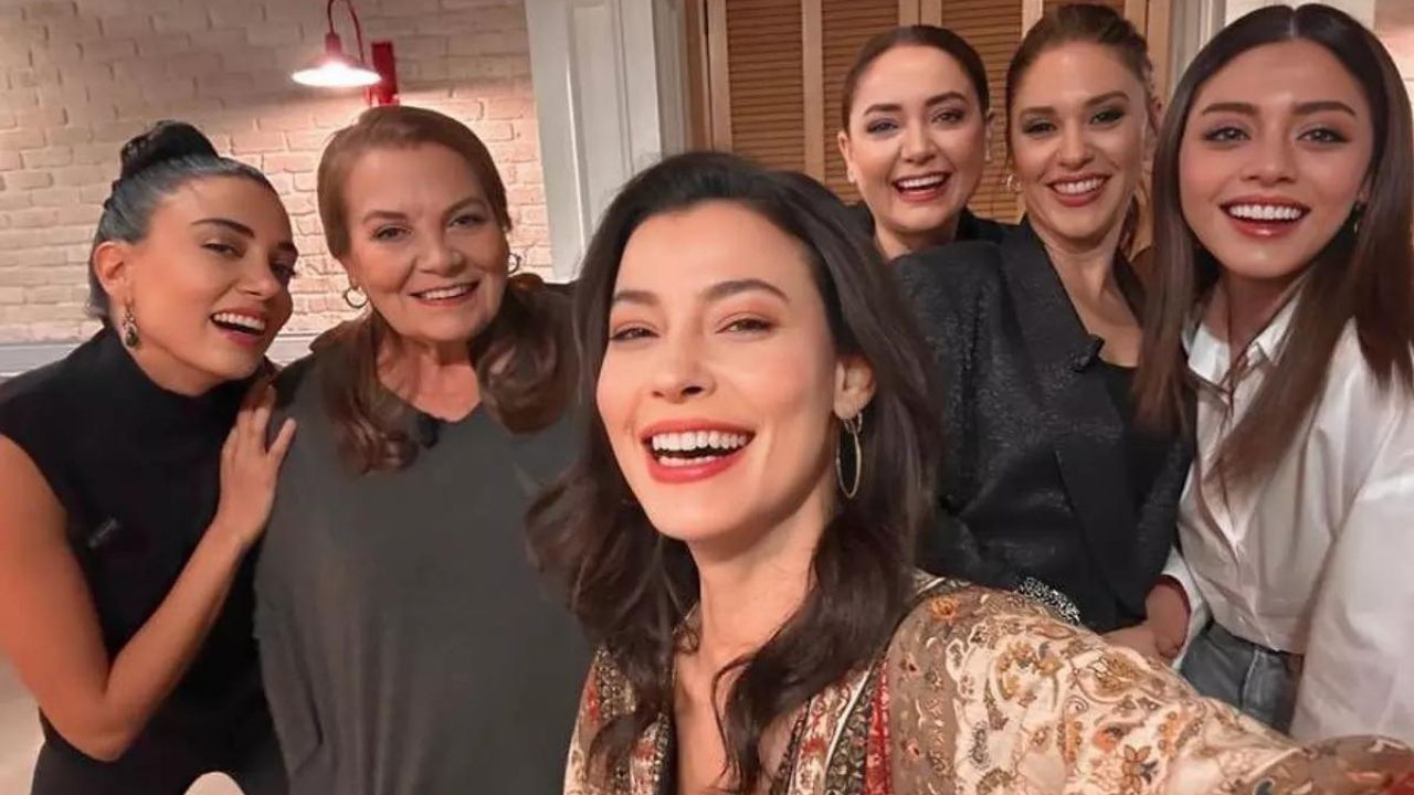 Kızılcık Şerbeti 19 Nisan Cuma 20.00’da yayınlanacak - 1. Resim