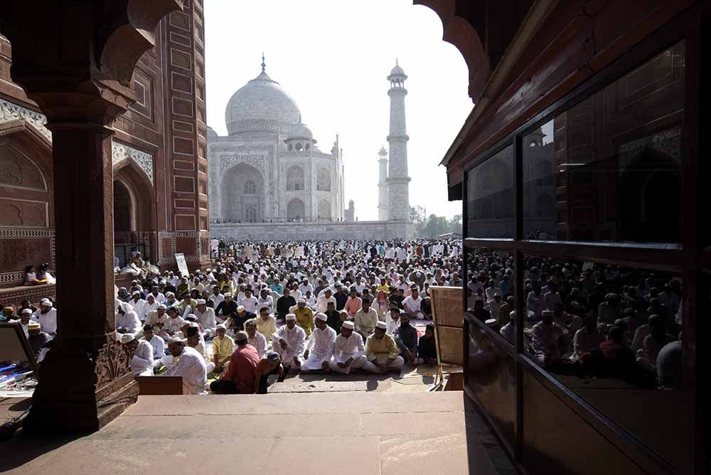 Şevval hilali geç görüldü, Tac Mahal’de tehirli bayram namazı - 2. Resim