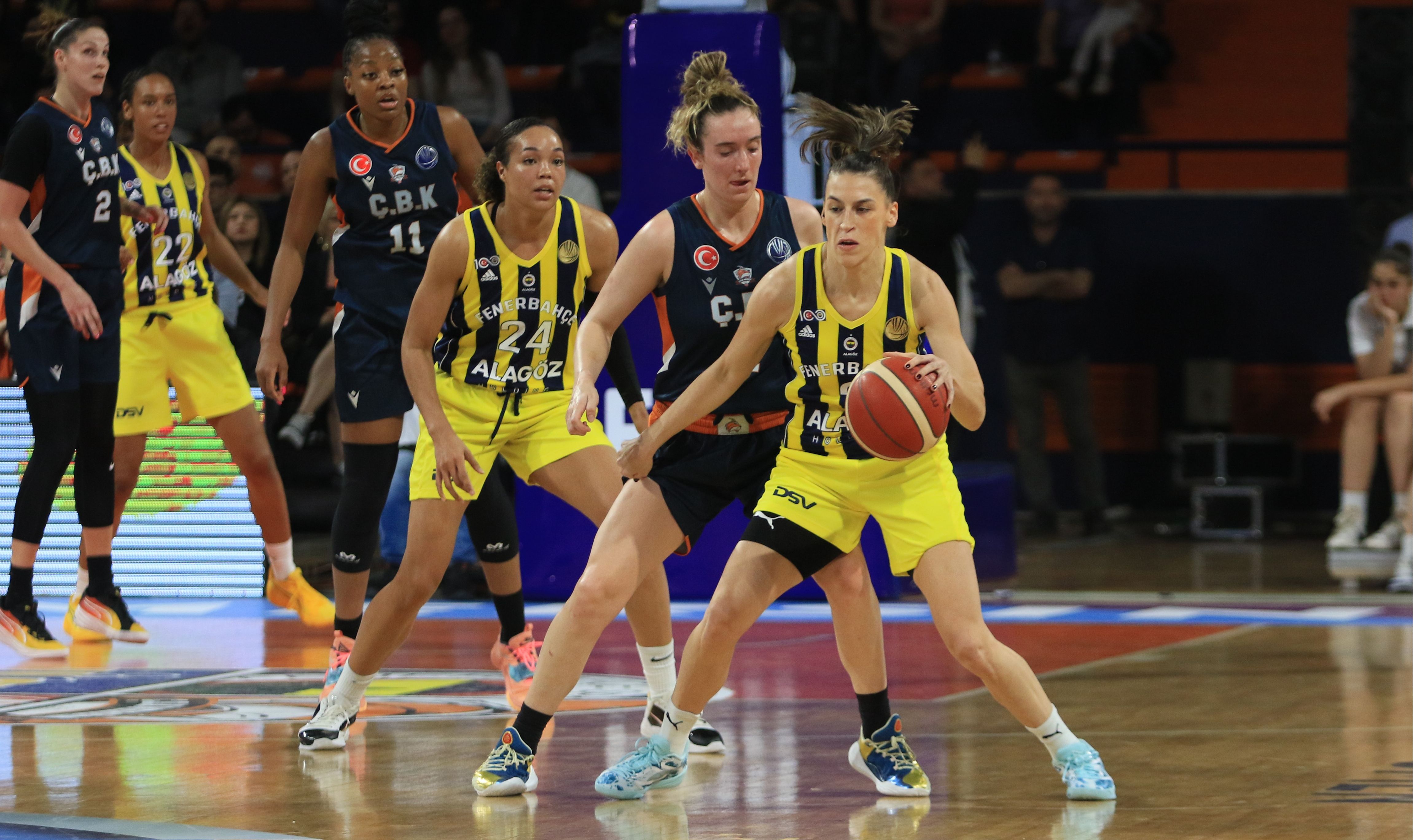 Türk derbisi Fenerbahçe'nin! Kadınlar EuroLeague'de üst üste 3'üncü final Türk derbisi Fenerbahçe'nin! Kadınlar EuroLeague'de üst üste 3'üncü final - 1. Resim