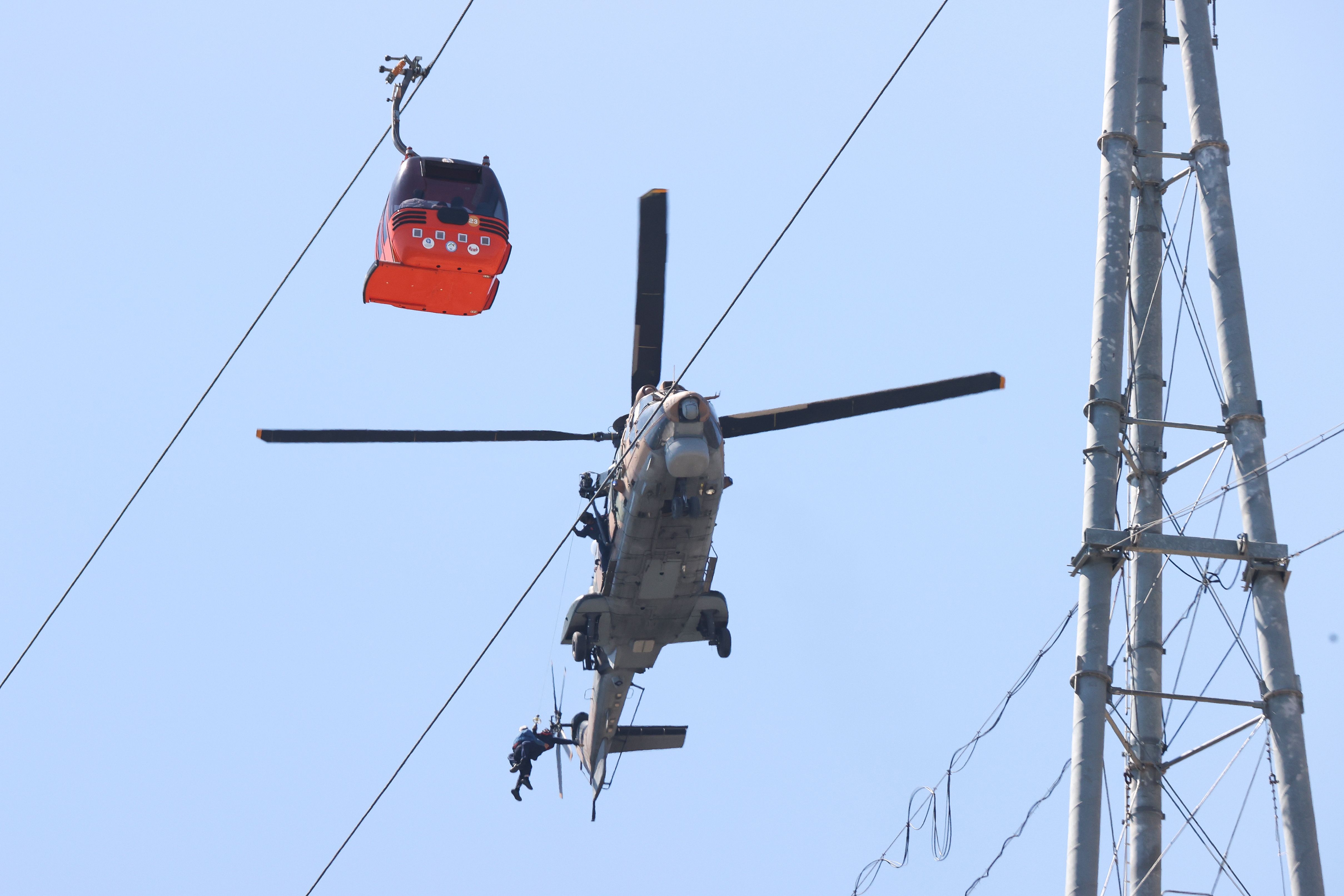 Antalya'daki teleferik faciasında flaş gelişme: Hepsi için gözaltı kararı verildi Antalya'daki teleferik faciasında flaş gelişme: Hepsi için gözaltı kararı verildi - 4. Resim