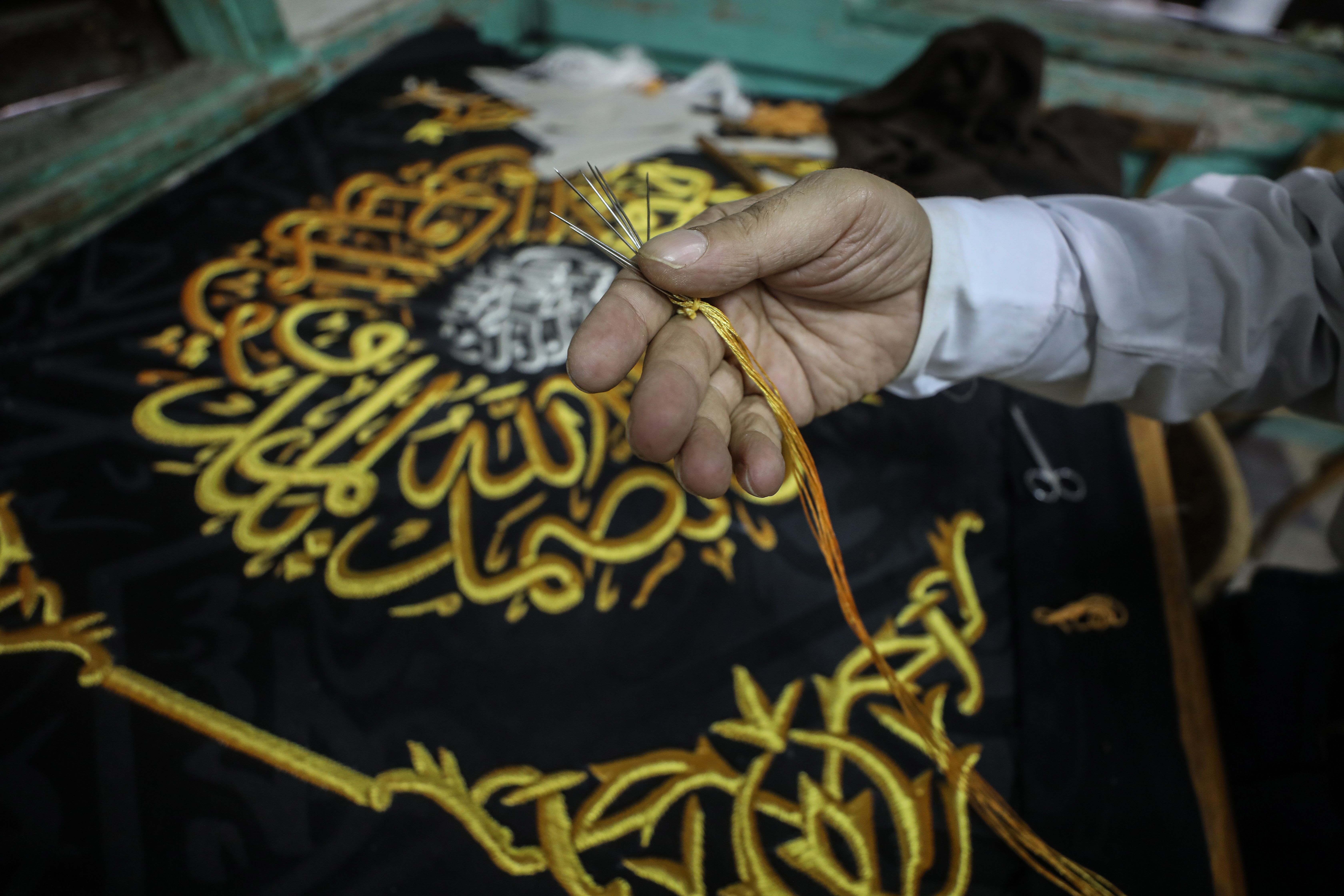 Dedesinin adı Osman Abdulhamid! İki asırdır Mısır'da aile mesleğini yaşatıyor Dedesinin adı Osman Abdulhamid! Mısırlı zanaatkar iki asırlık aile mesleğini yaşatıyor - 3. Resim