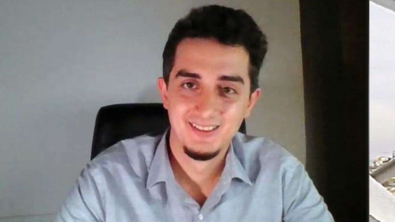 Derslere konu olacak cinsten: Ruhi Çenet'in 8,5 milyon takipçili YouTube hesabı nasıl hacklendi? Derslere konu olacak cinsten: Ruhi Çenet'in 8,5 milyon takipçili YouTube hesabı nasıl hacklendi? - 1. Resim