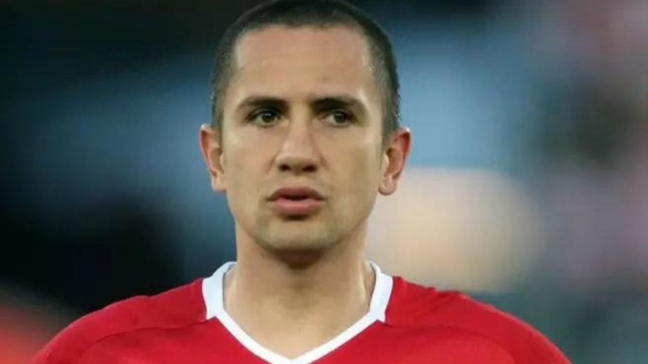 Eski Milli Futbolcu Emre Aşık hakkında - 2. Resim