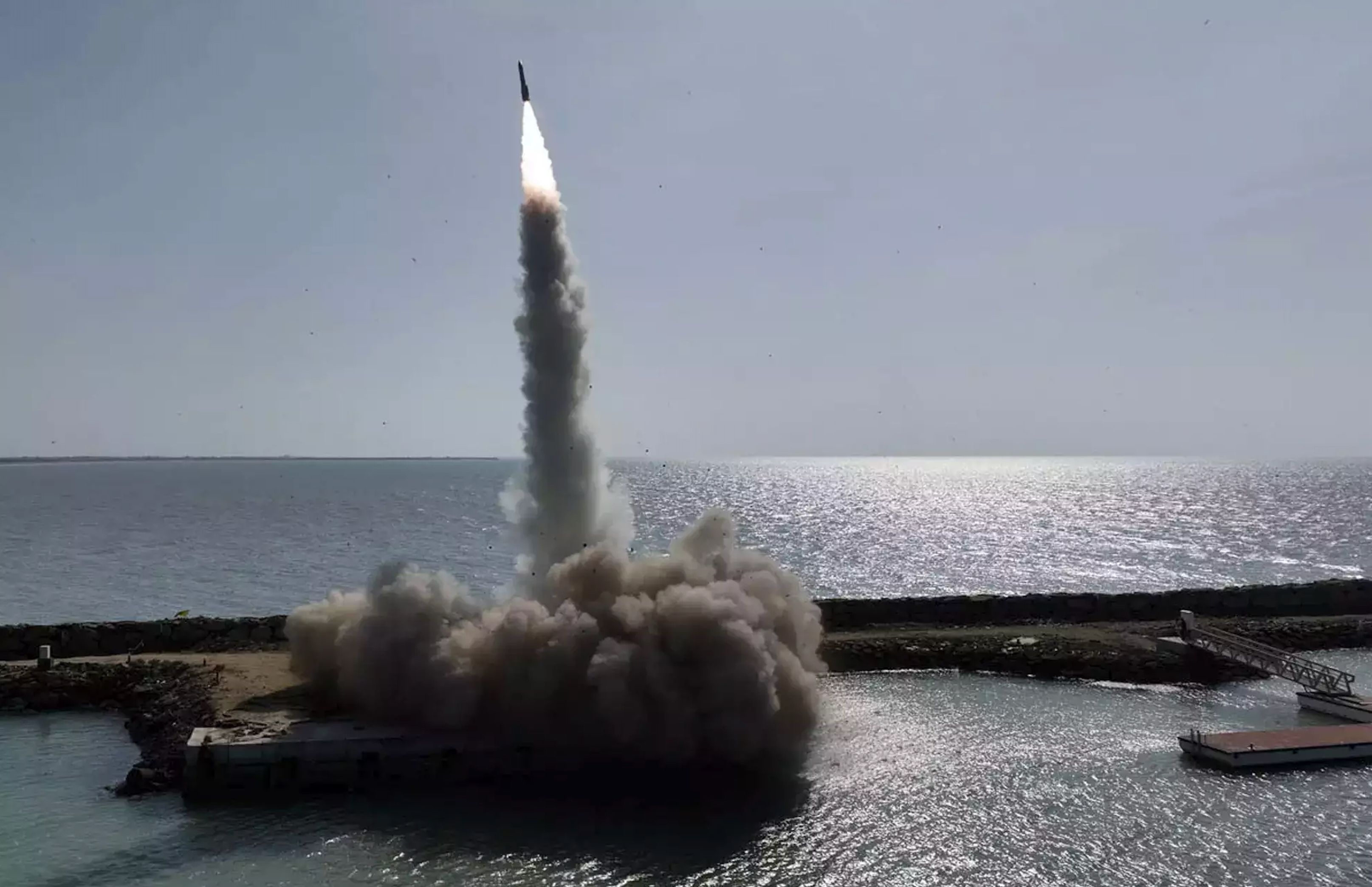 İsrail'i ve Orta Doğu'daki ABD üslerini hedef alabilecek 9 ölümcül İran füzesi - 4. Resim