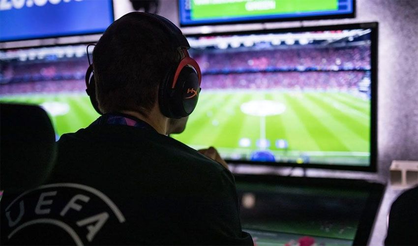 Süper Lig'de görev alacak yabancı hakemler belli oldu Süper Lig'de görev alacak yabancı hakemler belli oldu - 1. Resim