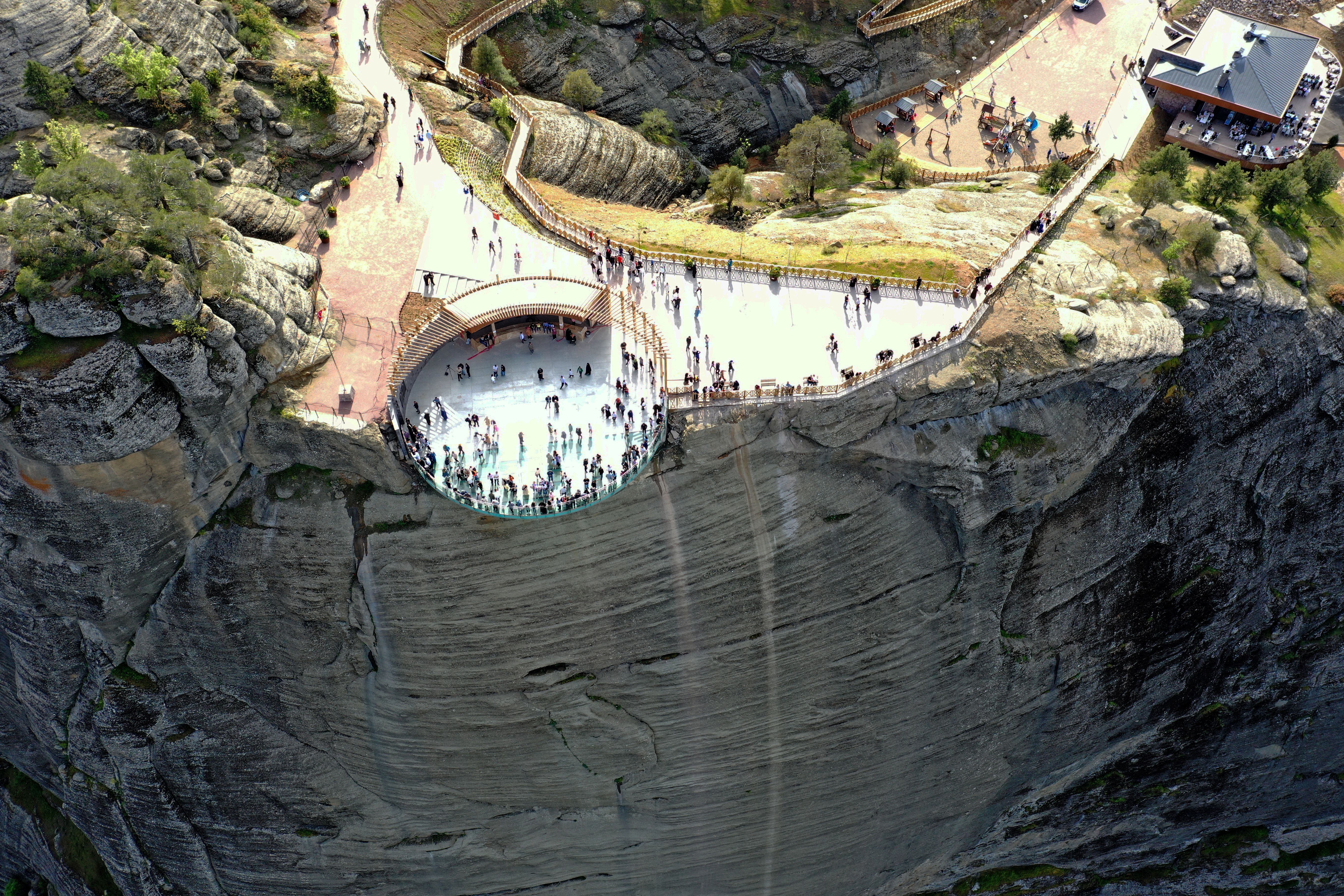 Yeni seyir terası için Kahramanmaraş'a akın ettiler Yeni seyir terası için Kahramanmaraş'a akın ettiler - 7. Resim