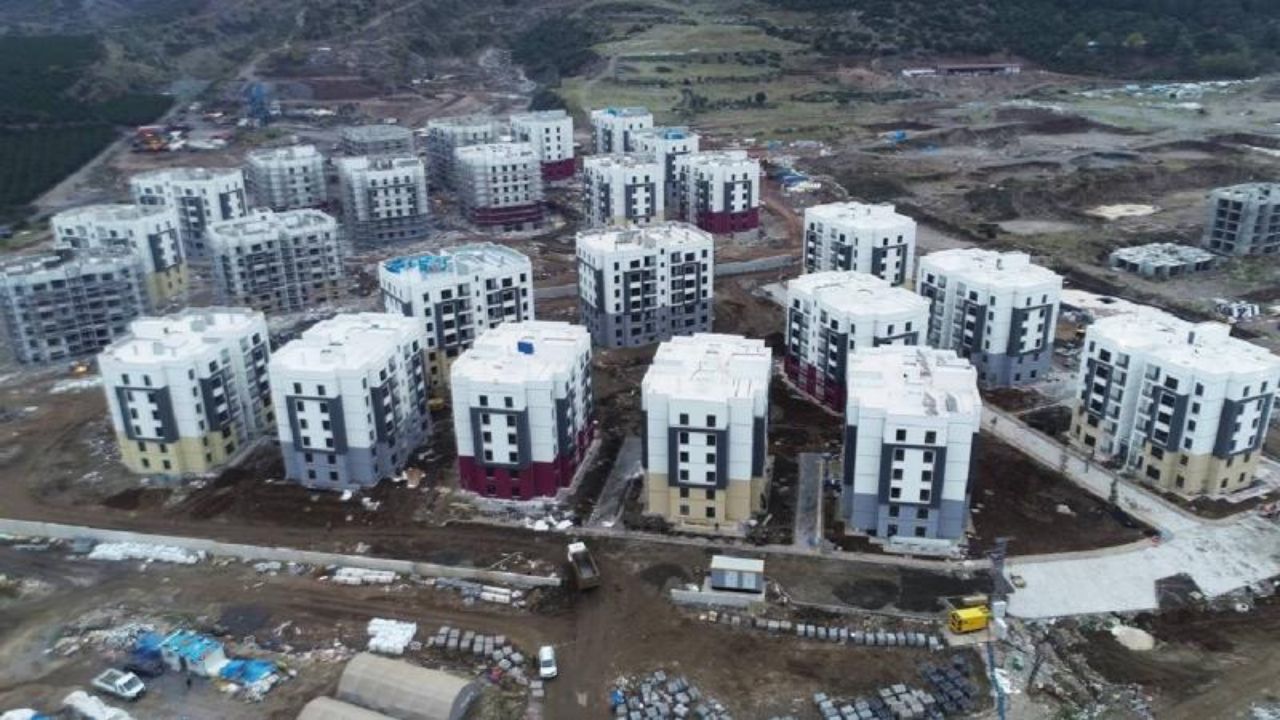 200 bin deprem konutu bu sene içinde sahiplerine teslim edilecek - 1. Resim