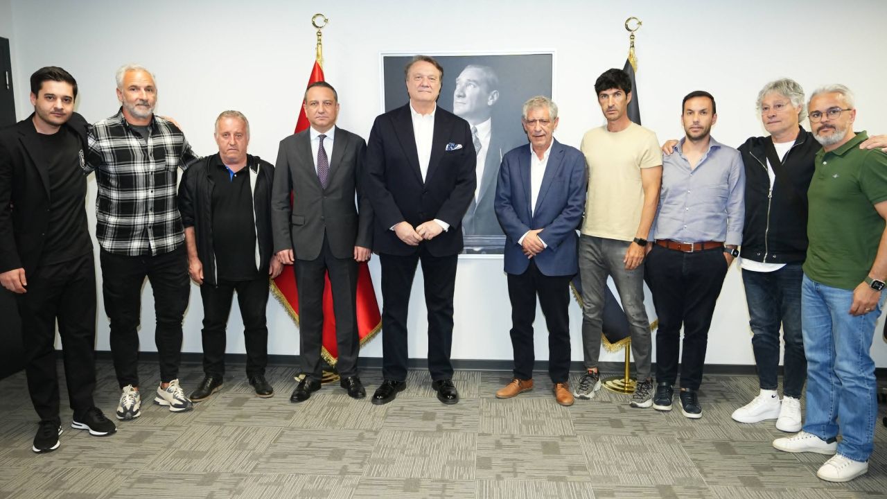 Beşiktaş'tan Fernando Santos'a şık veda! Son sözleri taraftarları duygulandırdı Beşiktaş'tan Fernando Santos'a şık veda! Son sözleri taraftarları duygulandırdı - 1. Resim