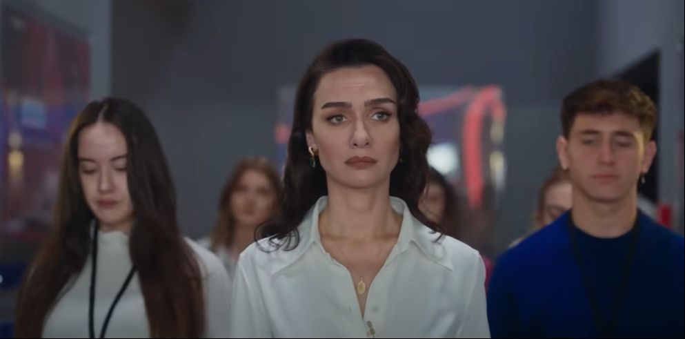 Final sezonu yayınlanan Kuş Uçuşu dizisinin 4. sezonu olmayacak Final sezonu yayınlanan Kuş Uçuşu dizisinin 4. sezonu olmayacak - 1. Resim