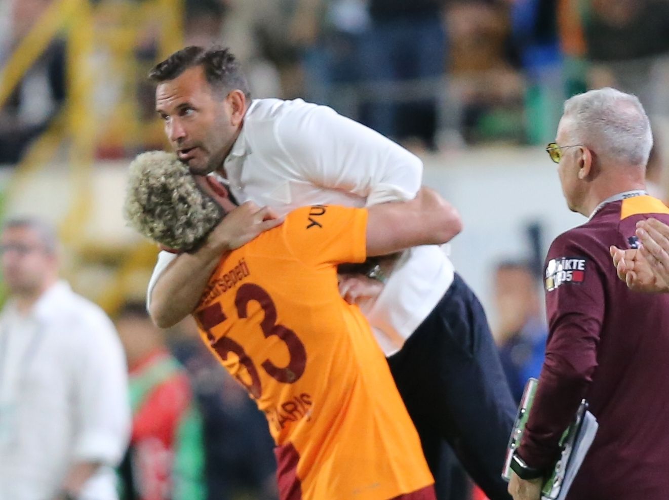 Okan Buruk, Süper Kupa gerçeklerini açıkladı! Fenerbahçe 1. dakikada sahadan çekilmişti Okan Buruk, Süper Kupa gerçeklerini açıkladı! Fenerbahçe 1. dakikada sahadan çekilmişti - 2. Resim