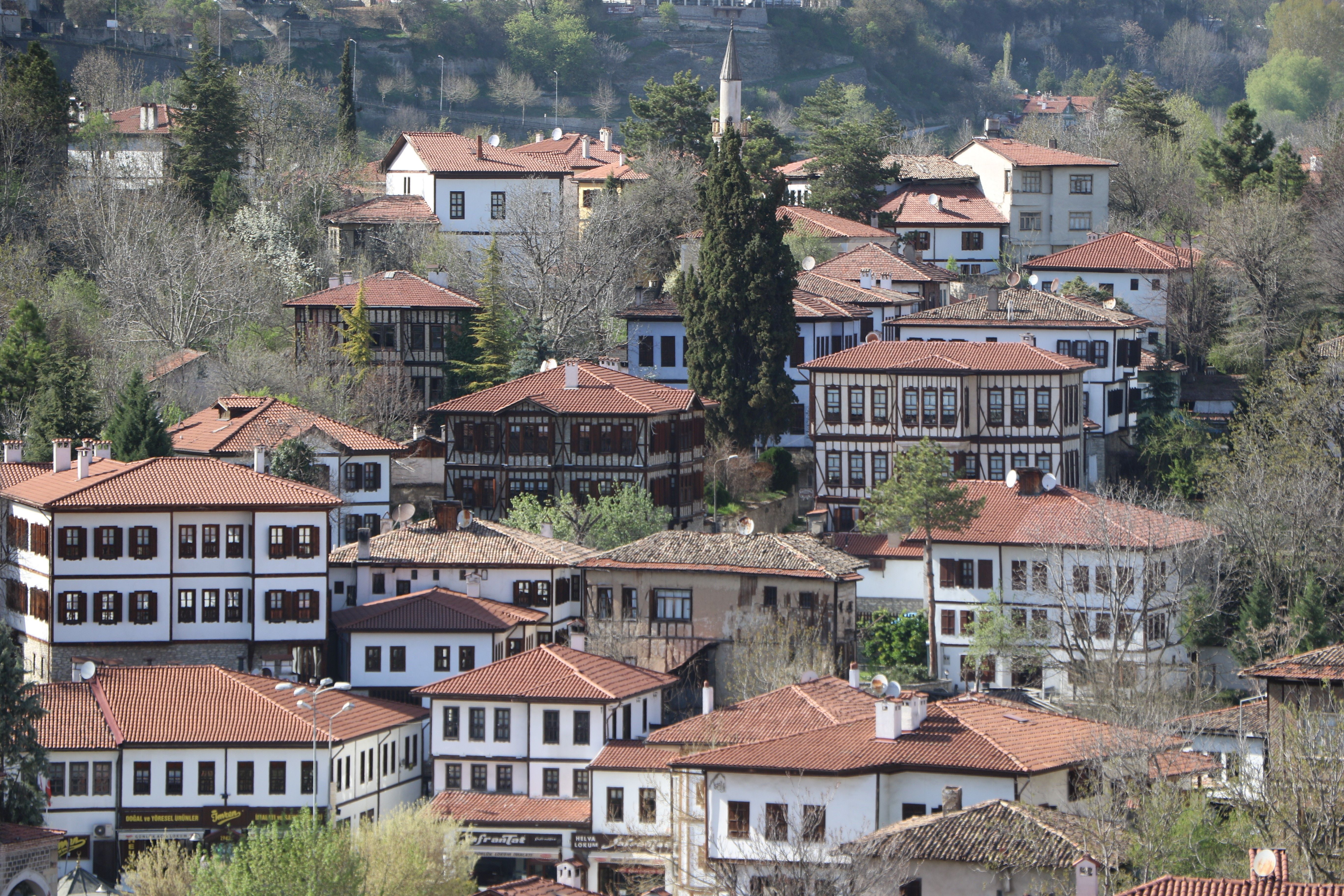 Tatilde en çok ziyaret edilen yer Safranbolu oldu! 50 bin nüfuslu ilçe 500 bin kişiyi ağırladı Tatilde en çok ziyaret edilen yer Safranbolu oldu! 50 bin nüfuslu ilçe 500 bin kişiyi ağırladı - 3. Resim