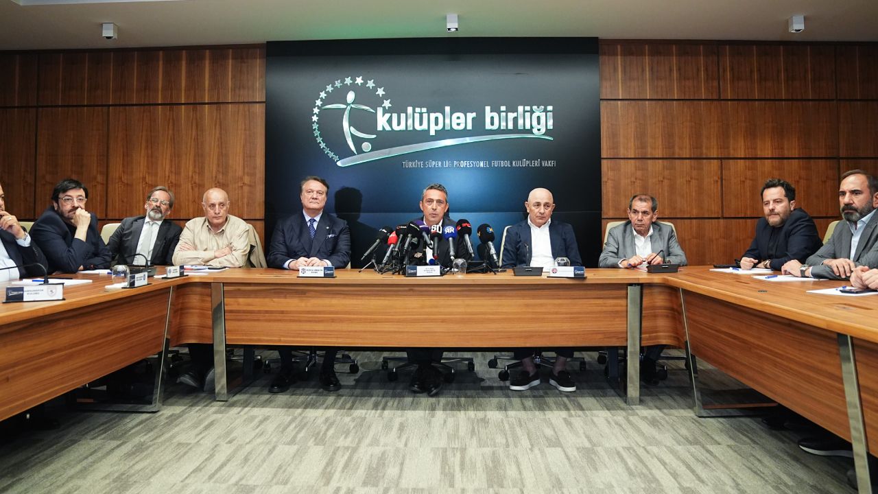 Ali Koç son noktayı koydu! Kulüpler Birliği toplantısından karar çıktı Ali Koç son noktayı koydu! Kulüpler Birliği toplantısından karar çıktı - 2. Resim