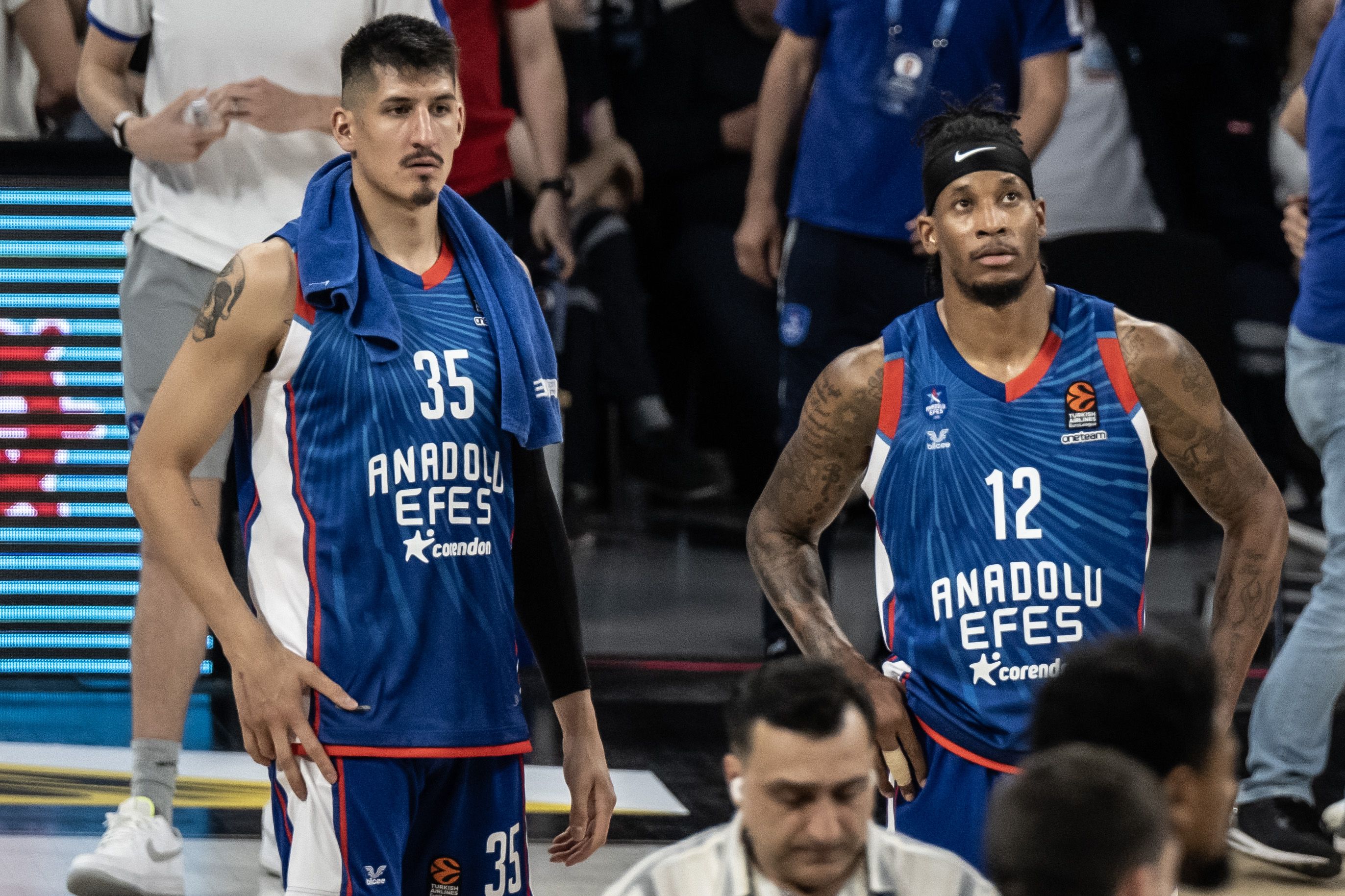 Anadolu Efes, Avrupa Ligi'ne veda etti! Virtus Segafredo İstanbul'dan zaferle ayrıldı Anadolu Efes, Avrupa Ligi'ne veda etti! Virtus Segafredo İstanbul'dan zaferle ayrıldı - 1. Resim