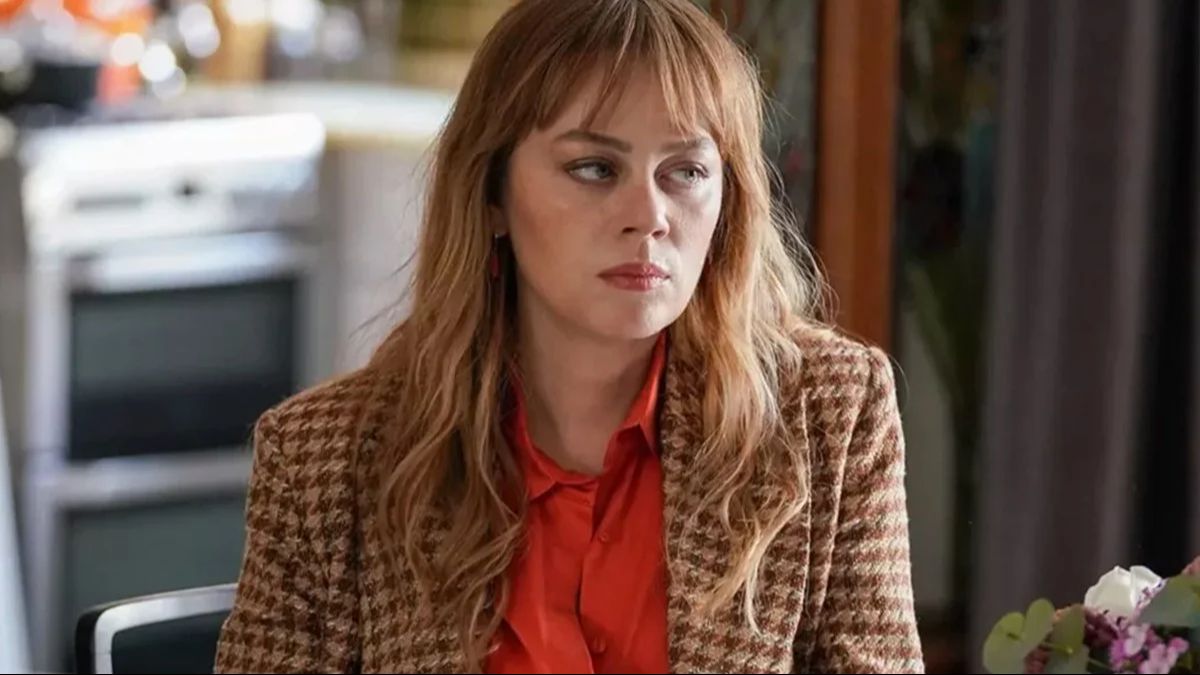 Bahar dizisinin başrol oyuncusu Demet Evgar hakkında Bahar dizisinin başrol oyuncusu Demet Evgar hakkında - 2. Resim