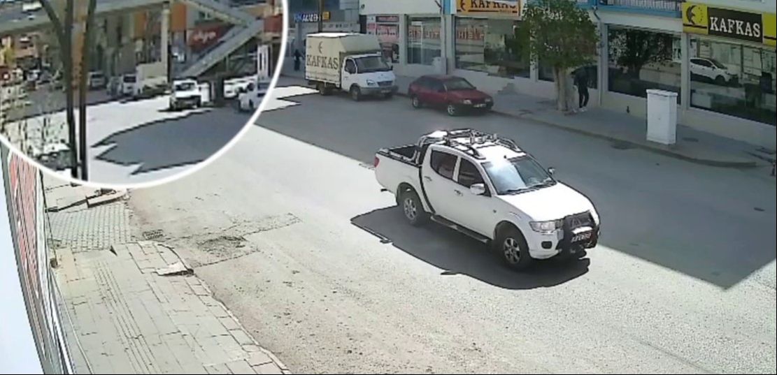 Çorum'da 14 yaşındaki çocuk intihar girişiminde bulundu Çorum'da 14 yaşındaki çocuk intihar girişiminde bulundu - 2. Resim