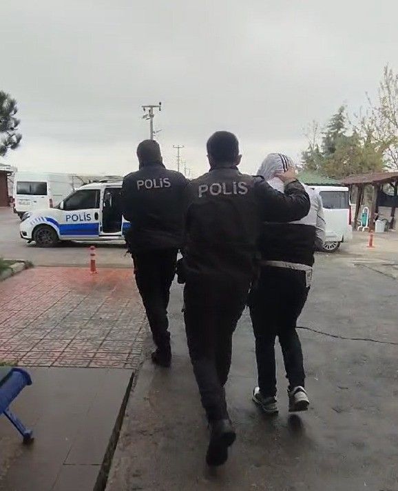 Evi soyulan kadın, hayatının şokunu yaşadı: Hırsız da böyle mi yapar? - 1. Resim