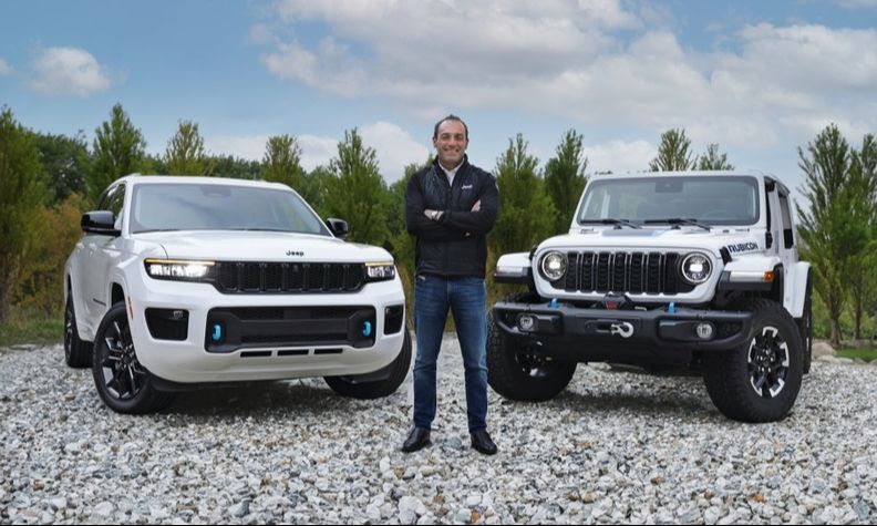 Jeep’in yeni CEO’su Antonio Filosa TOFAŞ’ın Türkiye’de Jeep üretebileceğini duyurdu Jeep’in yeni CEO’su Antonio Filosa TOFAŞ’ın Türkiye’de Jeep üretebileceğini duyurdu - 1. Resim
