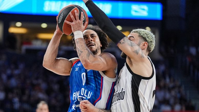 Virtus Bologna'ya mağlup olan Anadolu Efes EuroLeague'den elendi Virtus Bologna'ya mağlup olan Anadolu Efes EuroLeague'den elendi - 1. Resim