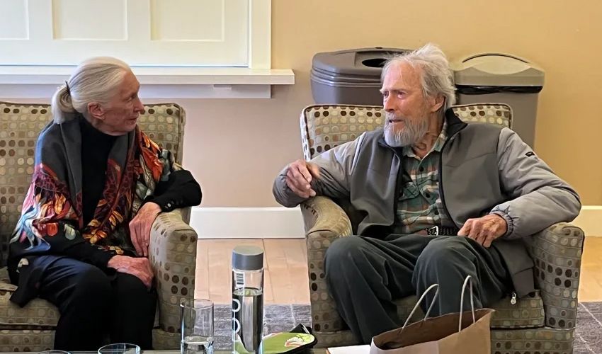 Western filmlerinin yıldızı Clint Eastwood’u görenler tanımakta güçlük çekti Western filmlerinin yıldızı Clint Eastwood’u görenler tanımakta güçlük çekti - 2. Resim