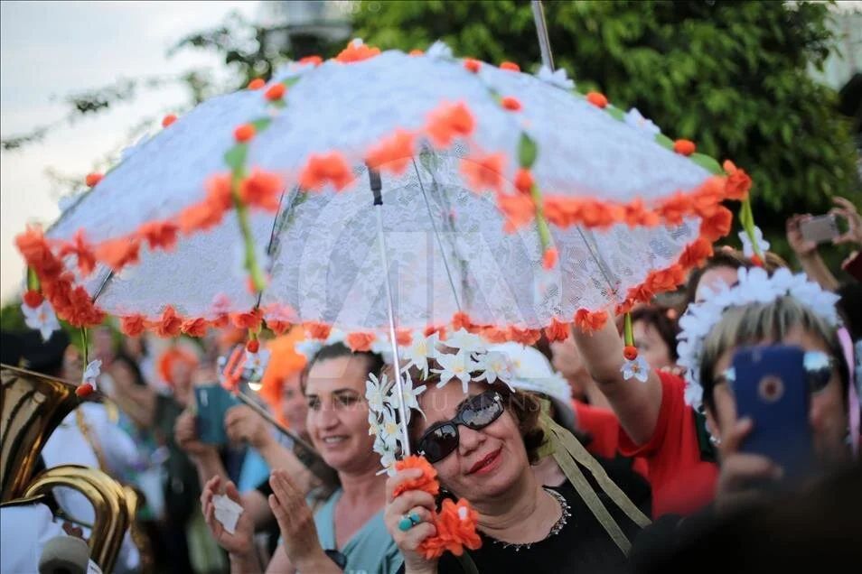 13-21 Nisan tarihlerinde düzenlenen Adana Portakal Çiçeği Festivali'ne Haluk Levent, Mert Demir gibi isimler sahne alıyor 13-21 Nisan tarihlerinde düzenlenen Adana Portakal Çiçeği Festivali'ne Haluk Levent, Mert Demir gibi isimler sahne alıyor - 2. Resim