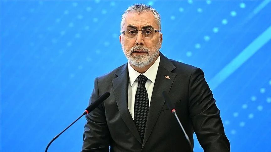Bakan Işıkhan duyurdu! Asgari ücrete ara zam yapılmayacak Bakan Işıkhan duyurdu! Asgari ücrete ara zam yapılmayacak - 1. Resim
