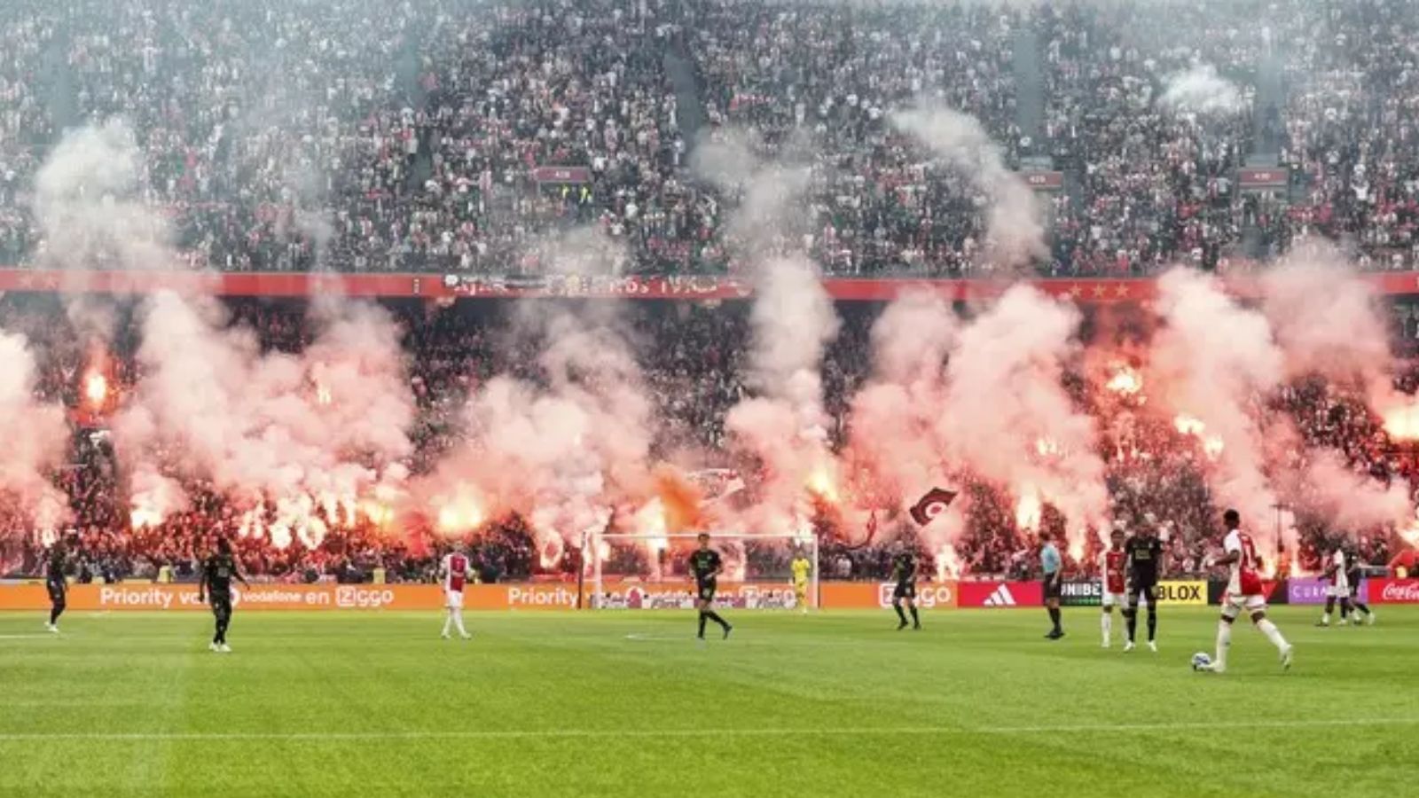 Dünyanın en iyi atmosfere sahip stadyumu açıklandı! İlk sırada Türk takımı yer aldı Dünyanın en iyi atmosfere sahip stadyumu açıklandı! İlk sırada Türk takımı yer aldı - 3. Resim