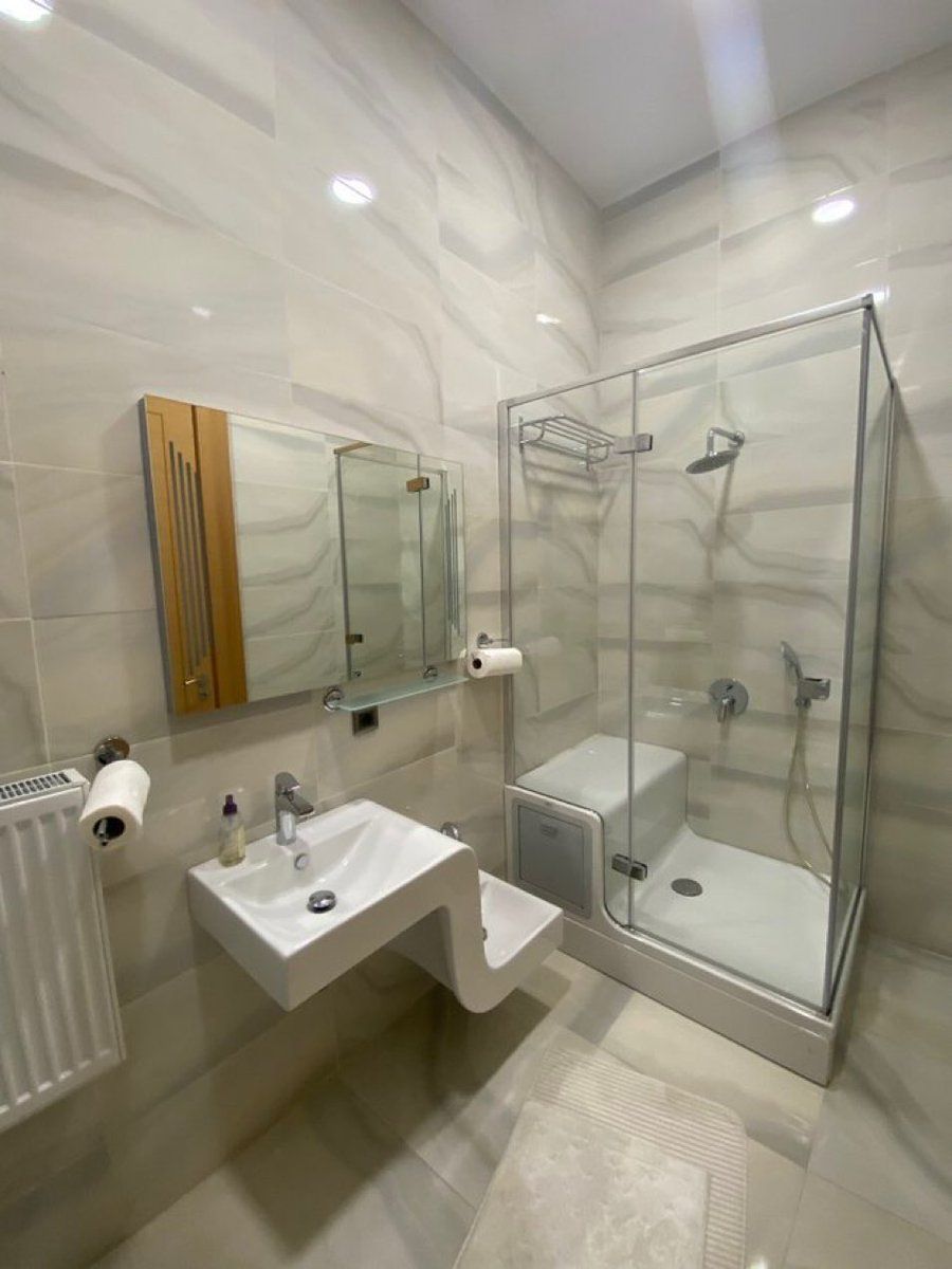 ‘Jakuzi’ dedikleri duşa kabin çıktı, yalanlarını ifşa ettiler - 1. Resim