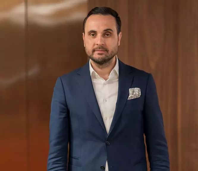 Türkiye’deki tecrübesini İspanya ve Kıbrıs’a taşıdı Türkiye’deki tecrübesini İspanya ve Kıbrıs’a taşıdı - 1. Resim