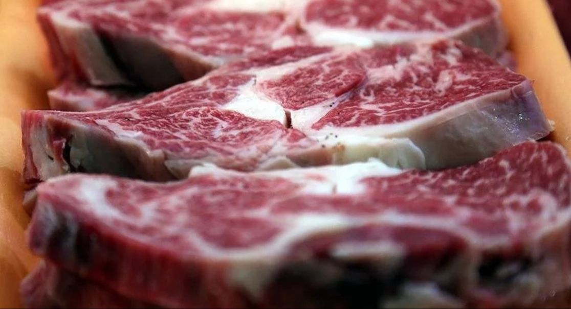 Wagyu sığır etinin kilosu 7 bin dolara satılıyor! Dünyanın en pahalı eti konumunda Wagyu sığır etinin kilosu 7 bin dolara satılıyor! Dünyanın en pahalı eti konumunda - 1. Resim