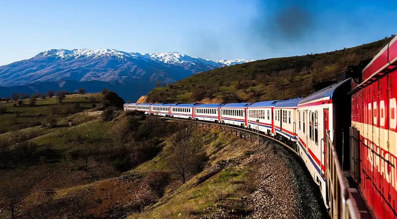 Ankara-Diyarbakır turistik Treni yarın Ankara Gar’ından ilk seferini yapacak Ankara-Diyarbakır turistik Treni yarın Ankara Gar’ından ilk seferini yapacak - 1. Resim