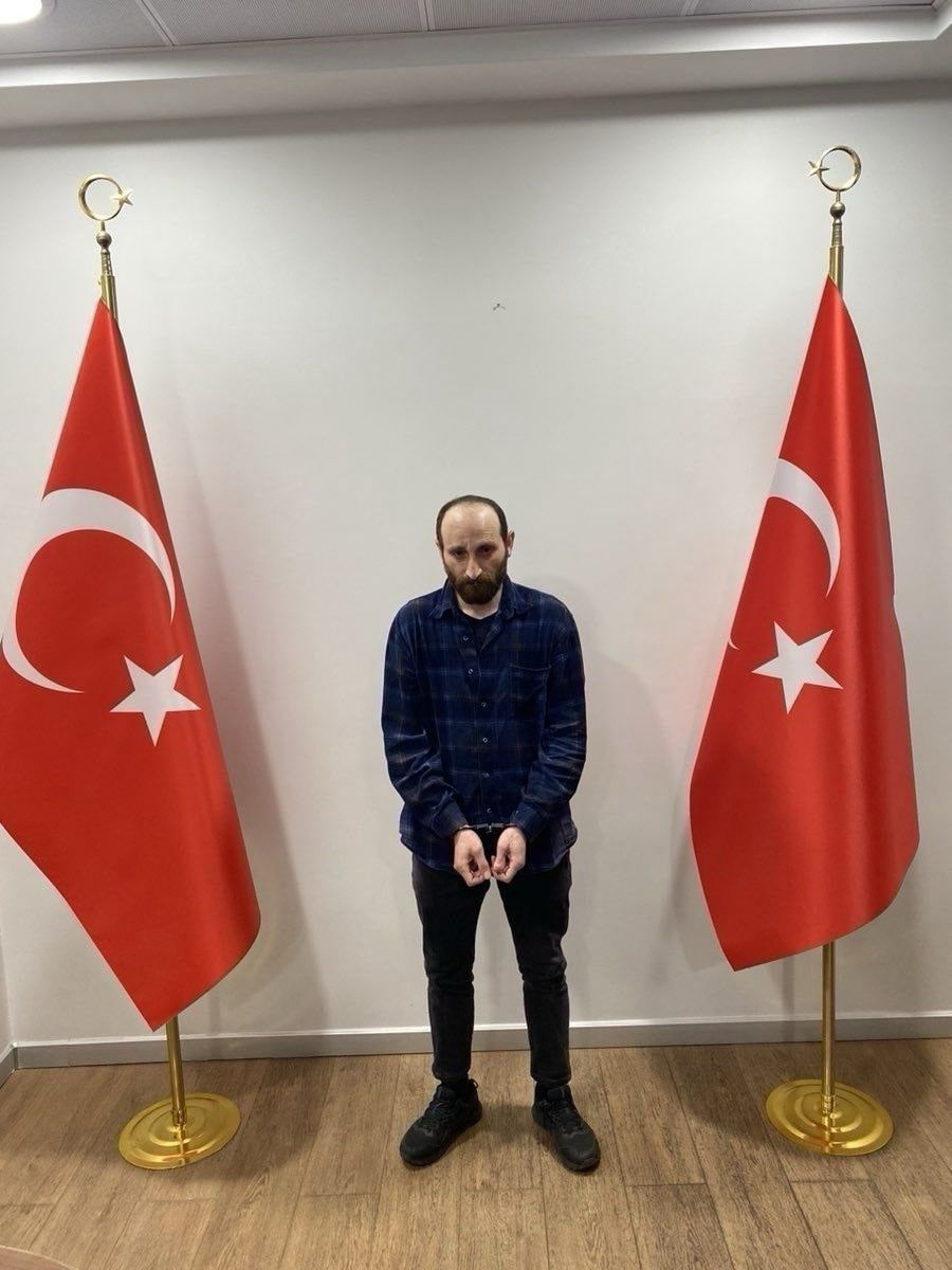 DHKP-C'li teröriste uçakta gözaltı: Nefes kesen operasyonla ilgili yeni detaylar - 1. Resim